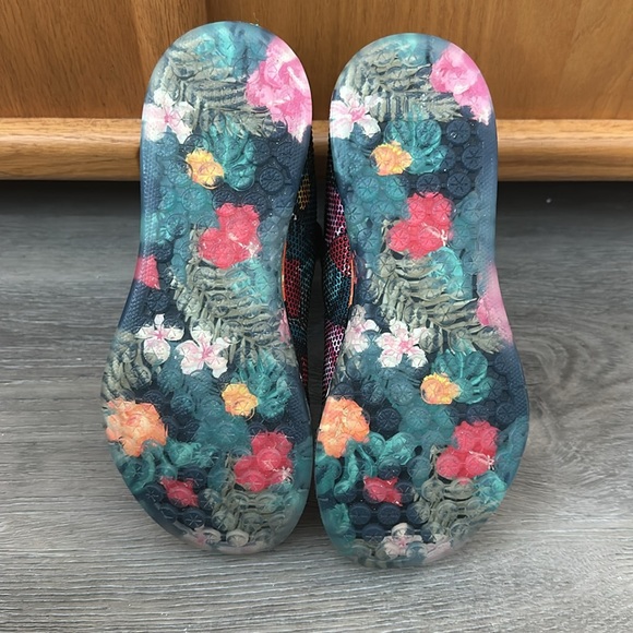 Like New NOBULL outwork high top in tropical midnight - Picture 8 of 8